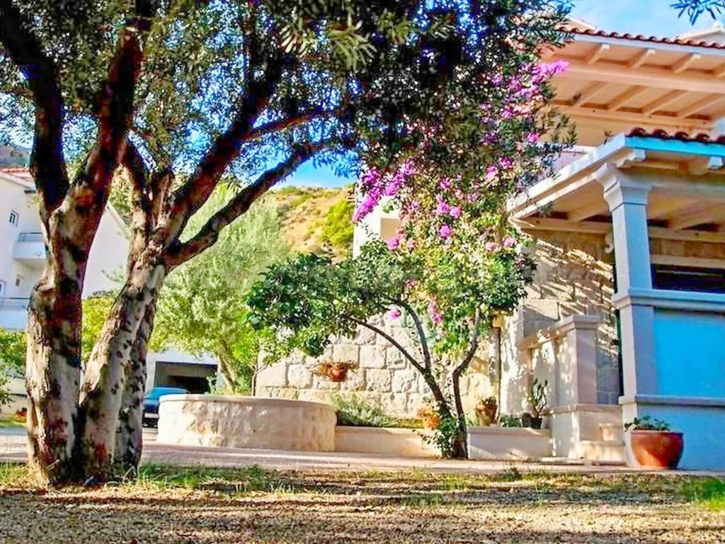APARTMENT CAPACITY 2 Room, Apartments Iskra Duce, Split