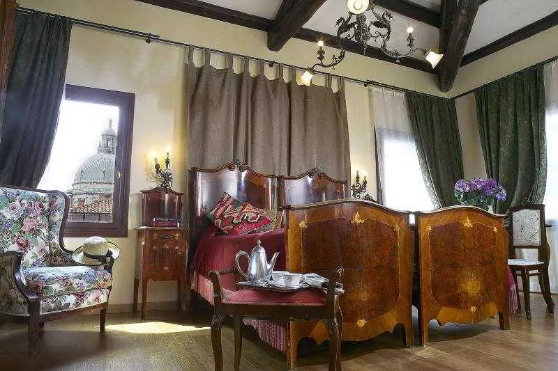 Room, Hotel Flora, Venice