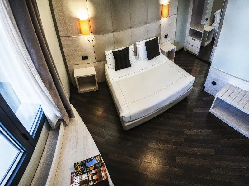 QUADRUPLE STANDARD Room, Acca Palace, Milan