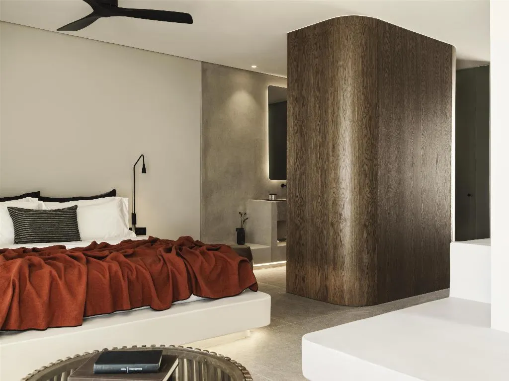 JUNIOR SUITE SEA VIEW WITH PRIVATE POOL Room, Magma Resort Santorini, Santorini