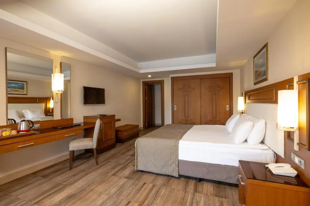 Room, Crystal Prestige Pearl Collection, Antalya