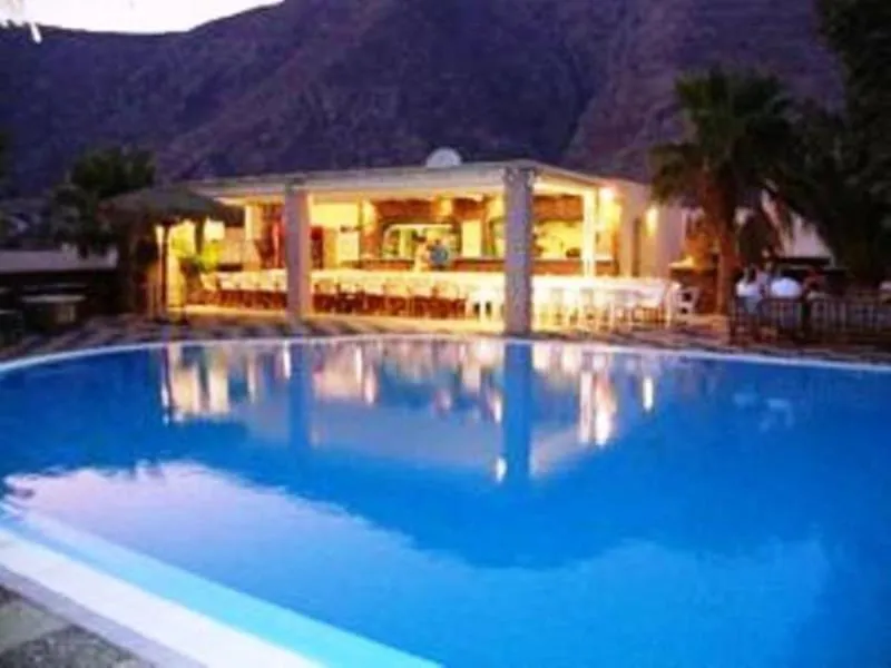 Pool, Blue Perla Elegand Suites, Santorini
