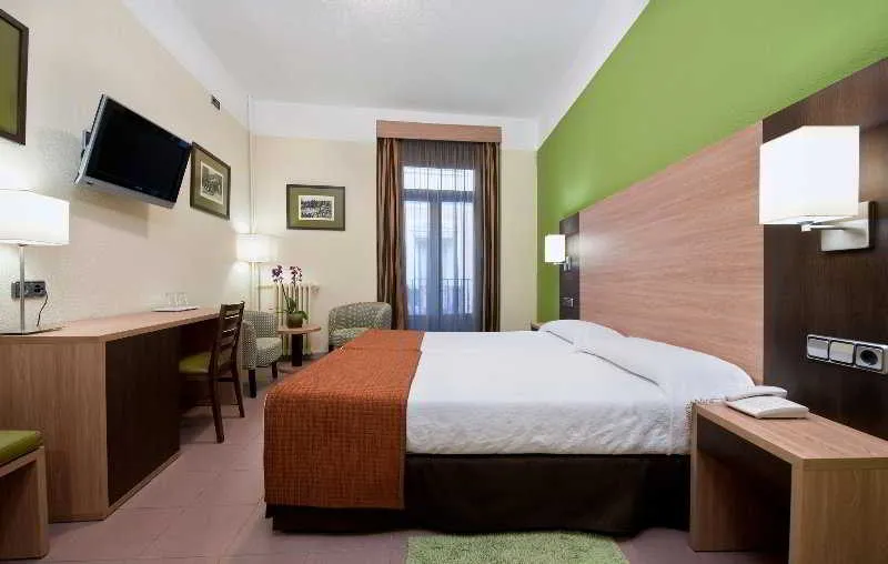 Double or Twin STANDARD Room, Ballesta, Madrid