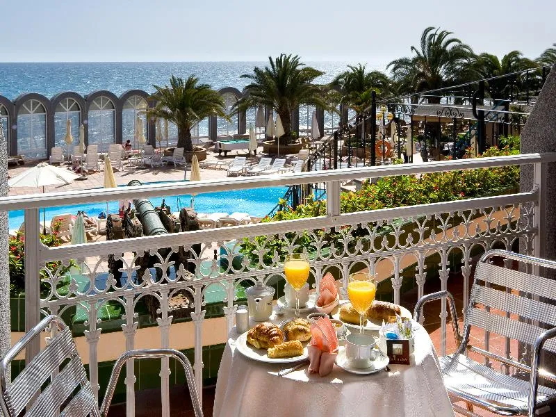 Terrace, San Agustin Beach Club, Gran Canaria
