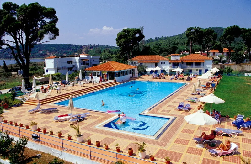 Pool, Caravos, Skiathos