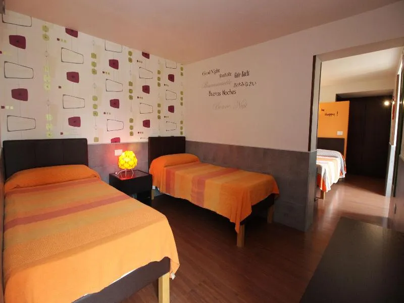 QUADRUPLE STANDARD Room, Guest House Civico 16, Naples