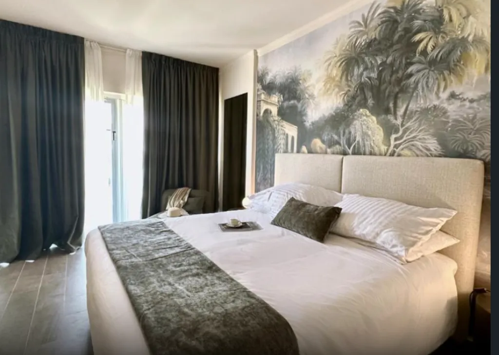 SUITE DELUXE SEA VIEW Room, Cali Resort & Spa, Cyprus