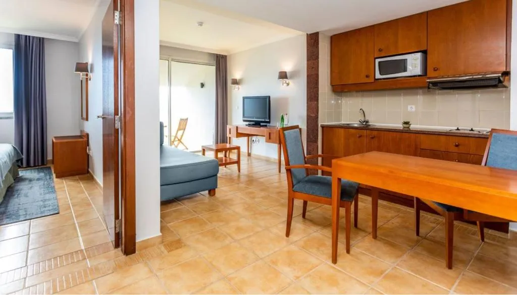 FAMILY ROOM STANDARD Room, Paul do Mar, Madeira