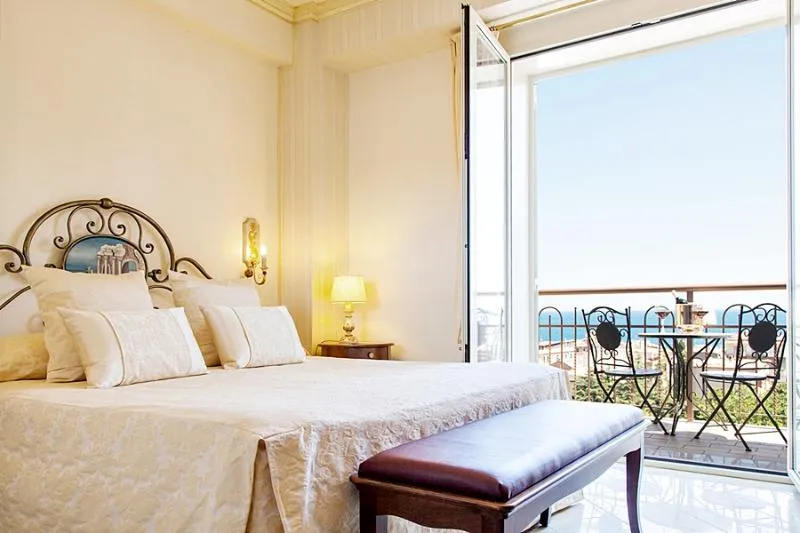 Room, Diamond Naxos Taormina, Catania