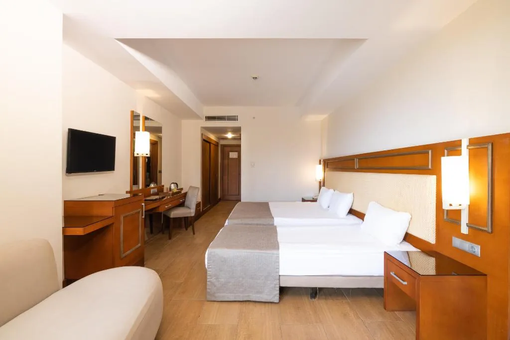 DOUBLE BUNK BED Room, Crystal Prestige Pearl Collection, Antalya