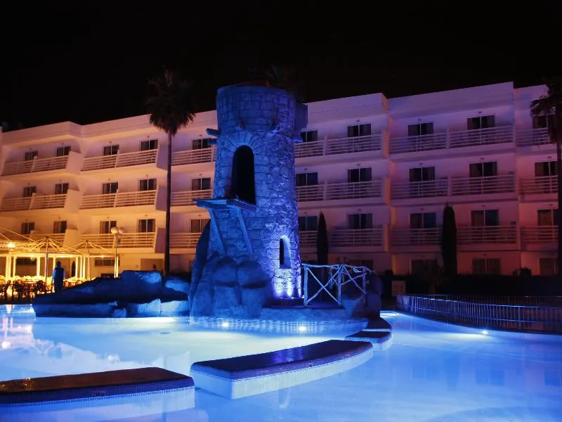 Pool, Pirates Village, Majorca