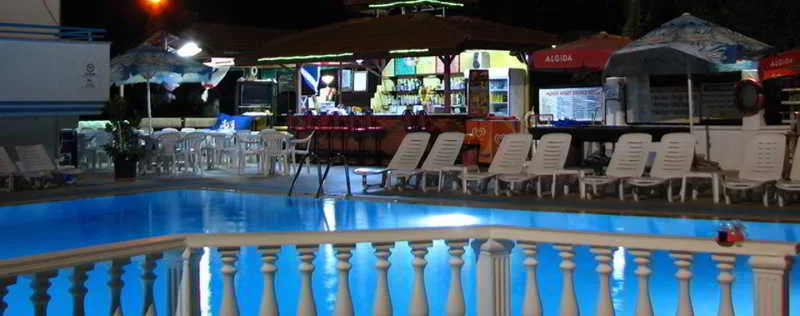 Bar, Huner Apartments, Dalaman