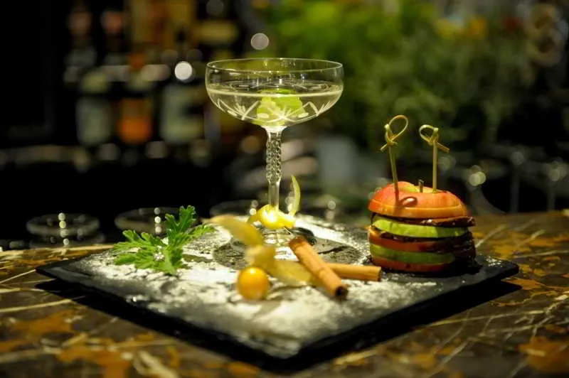 Bar, Pentelikon, Athens