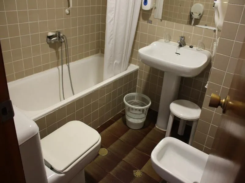 Double or Twin STANDARD Room, Porto, Valencia