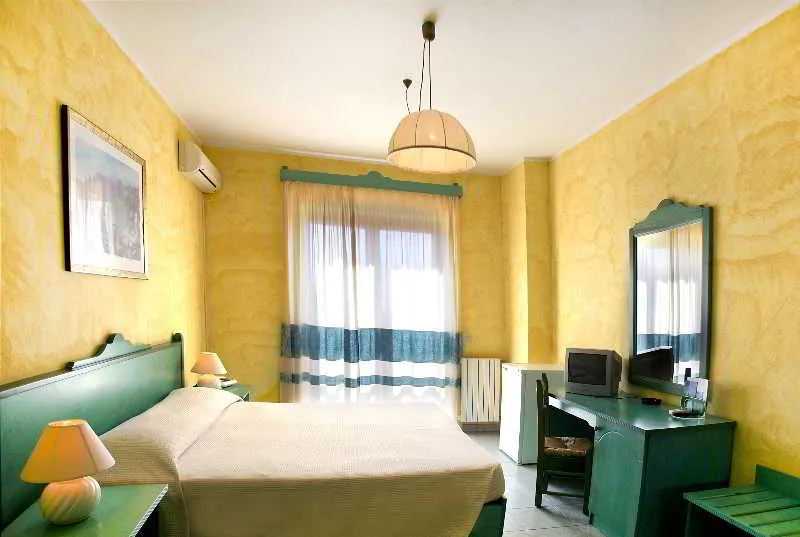 Room, Smeraldo, Olbia