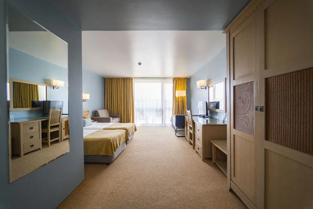 DOUBLE STANDARD Room, HVD Clubhotel Miramar, Bourgas
