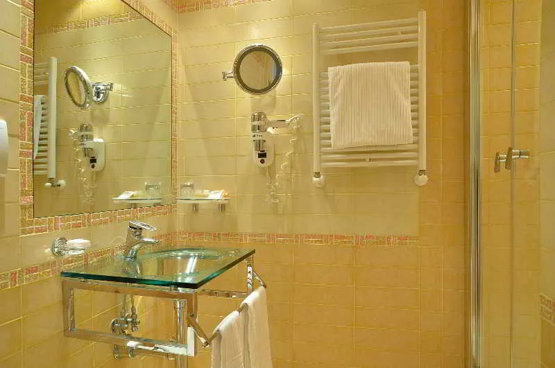 Room, Hotel Homs, Rome