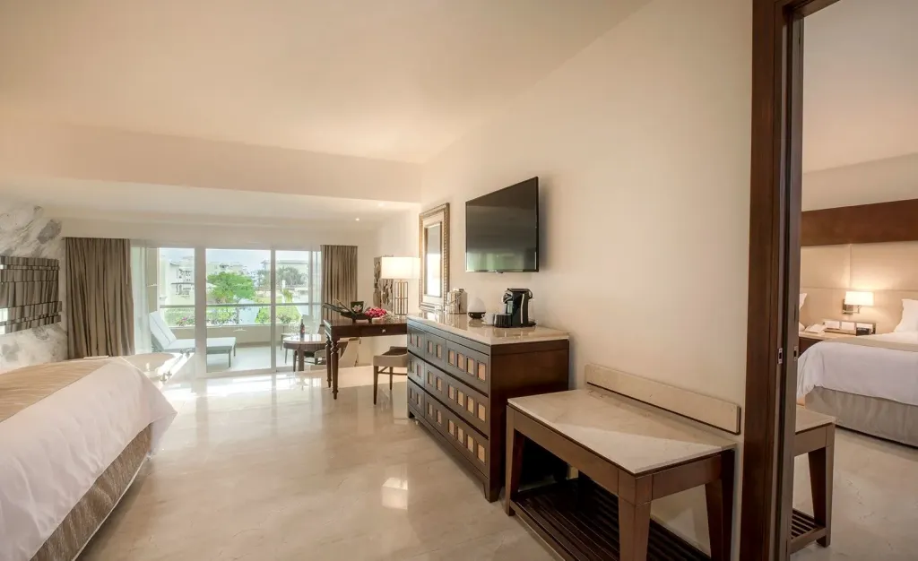 FAMILY ROOM DELUXE Room, The Grand at Moon Palace - All inclusive, Cancun Area