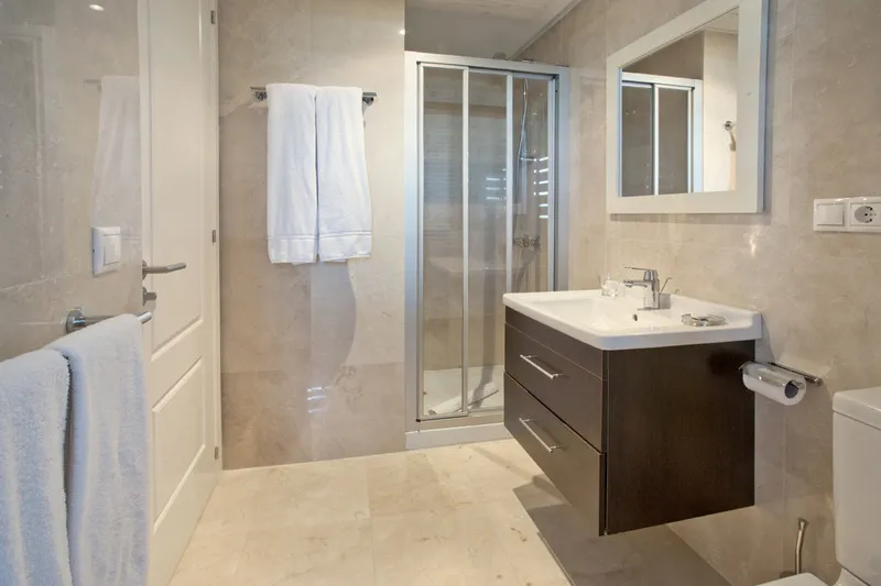 APARTMENT CAPACITY 6 THREE BEDROOM Room, Roda Golf and Beach Resort, Costa Blanca
