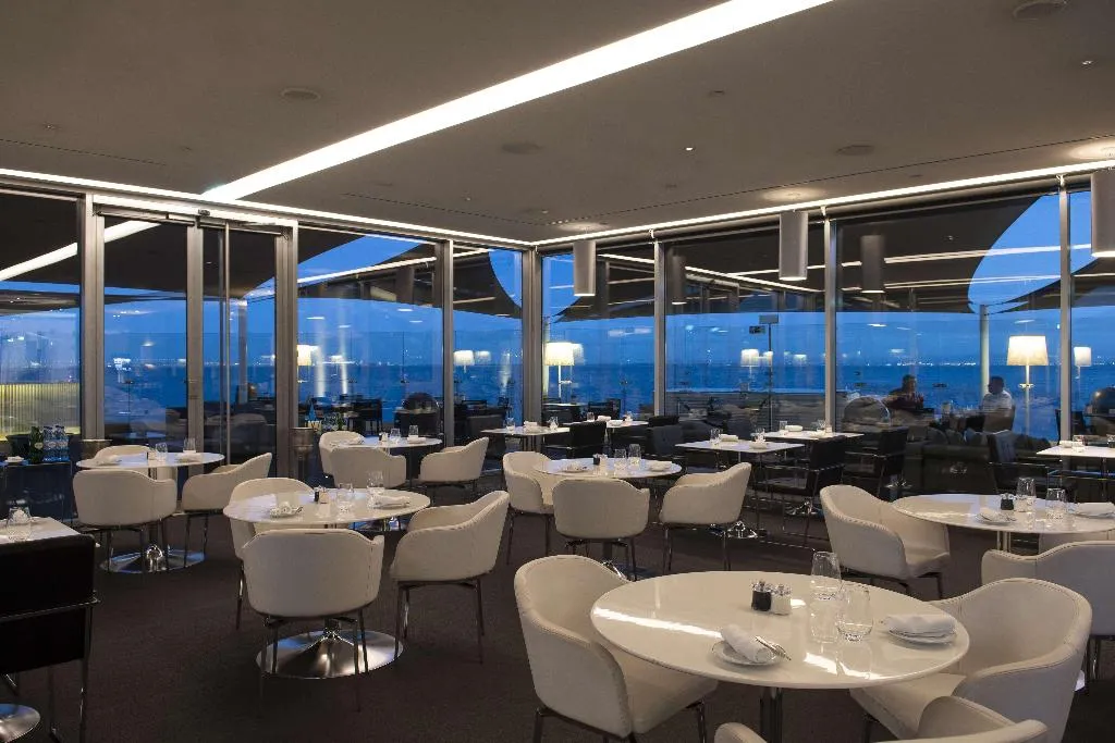 Restaurant, Myriad By Sana Hotels, Lisbon