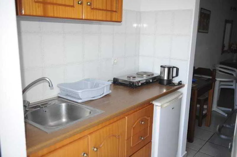 Room, Spring Studios, Kos