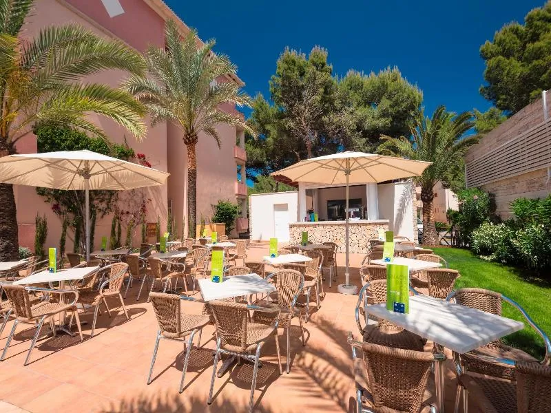 Terrace, Green Garden, Majorca