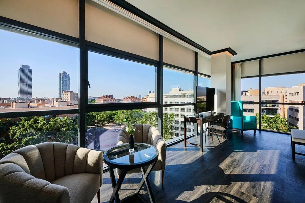 JUNIOR SUITE STANDARD Room, H10 Marina Barcelona, Barcelona