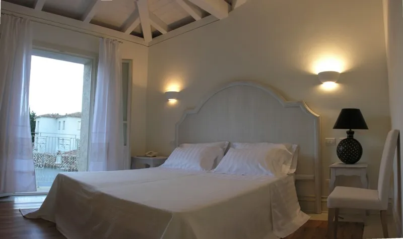 JUNIOR SUITE STANDARD Room, Tarthesh Hotel, Cagliari