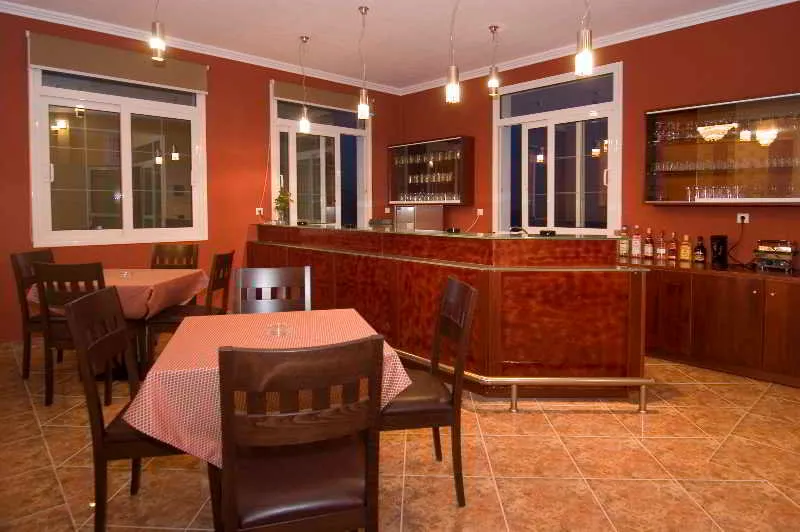 Restaurant, Saint Catherine, Samos