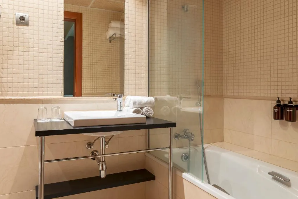 QUADRUPLE DUPLEX SUPERIOR Room, Hotel Sant Just, Barcelona