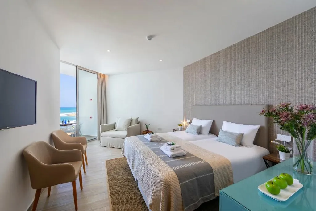 Double or Twin DELUXE SEA VIEW Room, Leonardo Plaza Cypria Maris Beach Hotel & Spa, Cyprus