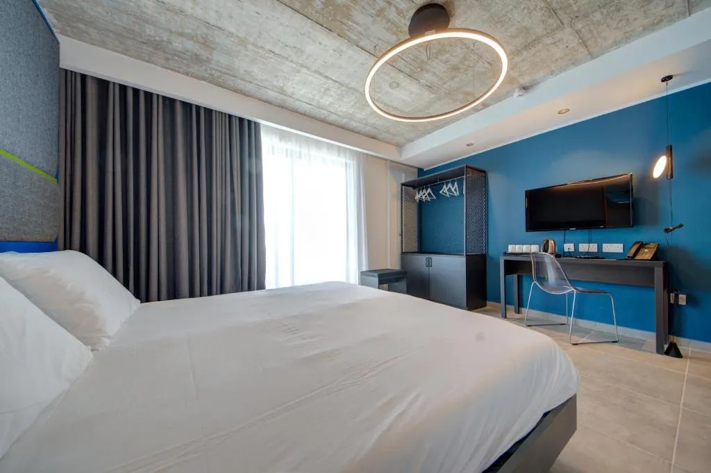 Double or Twin DELUXE TWO BEDS Room, Ikyk Hotel Ik Collection, Malta