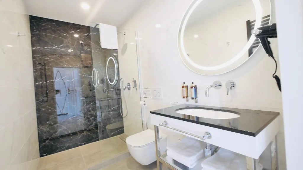 DOUBLE STANDARD Room, Szewska 22 Boutique, Krakow