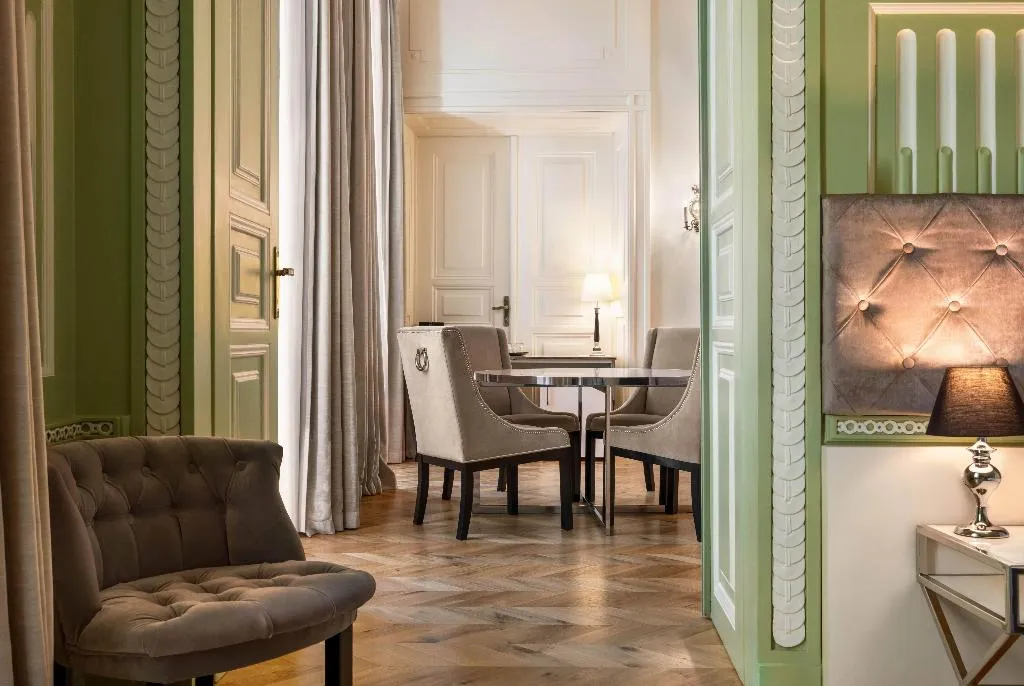 SUITE DELUXE Room, Wyndham Grand Krakow Old Town, Krakow