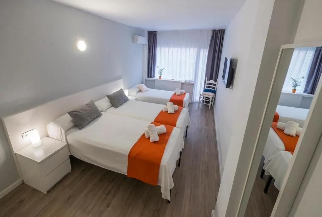 Room, Hotel Checkin Victoria, Costa Brava