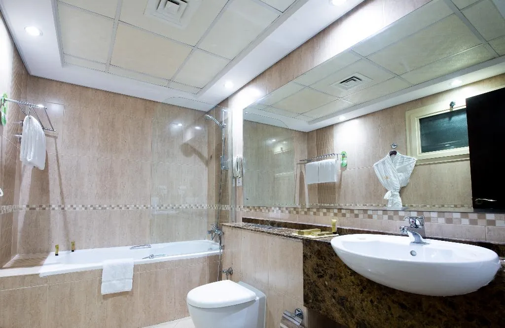 SUITE EXECUTIVE Room, First Central Hotel Suites, Dubai