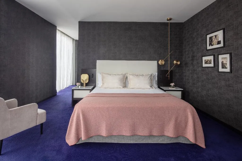 SUITE STANDARD Room, Anantara The Marker Dublin, Dublin