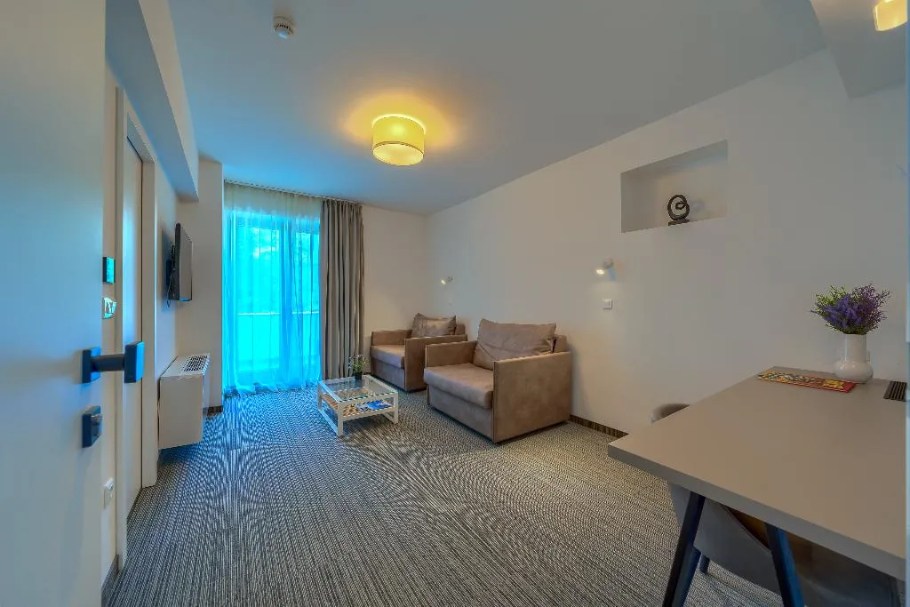 JUNIOR SUITE WITH BALCONY Room, Alkar, Split