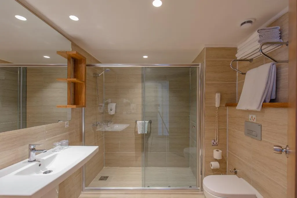 FAMILY ROOM DELUXE Room, Grand Park Lara, Antalya