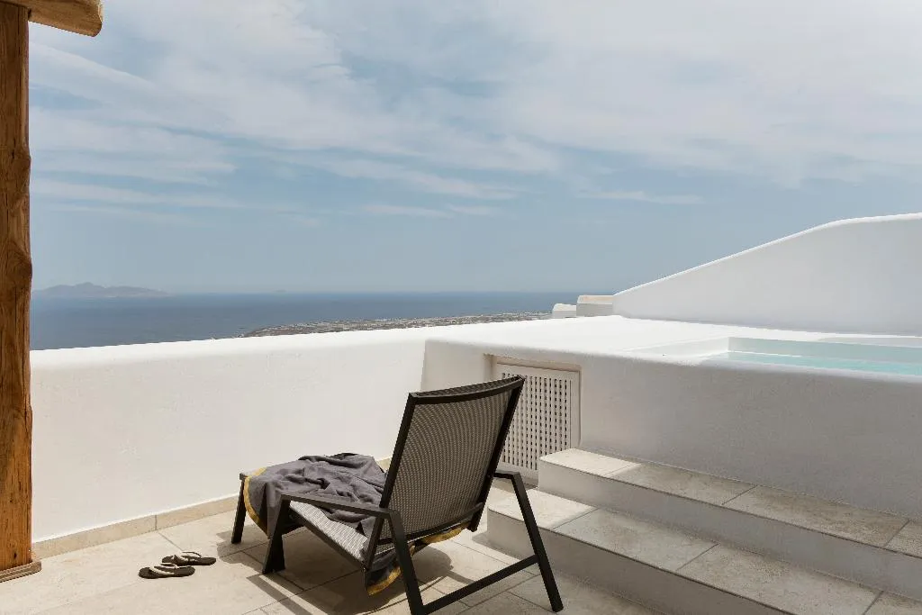 SUITE HONEYMOON Room, NERO Boutique Hotel, Santorini
