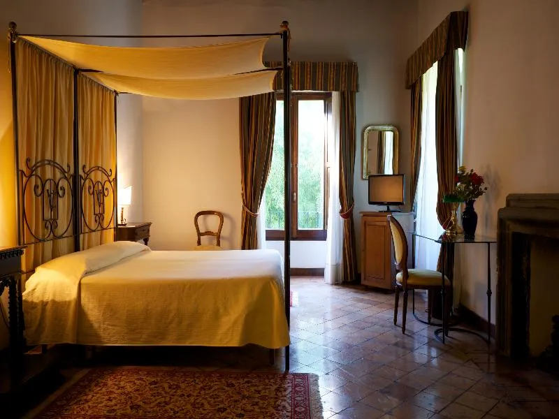 Room, Villa Ciconia, Perugia