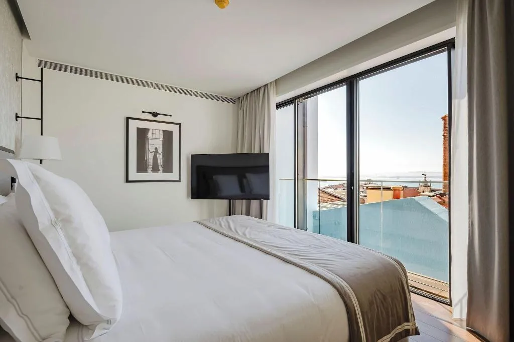 Room, Lisbon Chiado Hotel & Spa, Lisbon