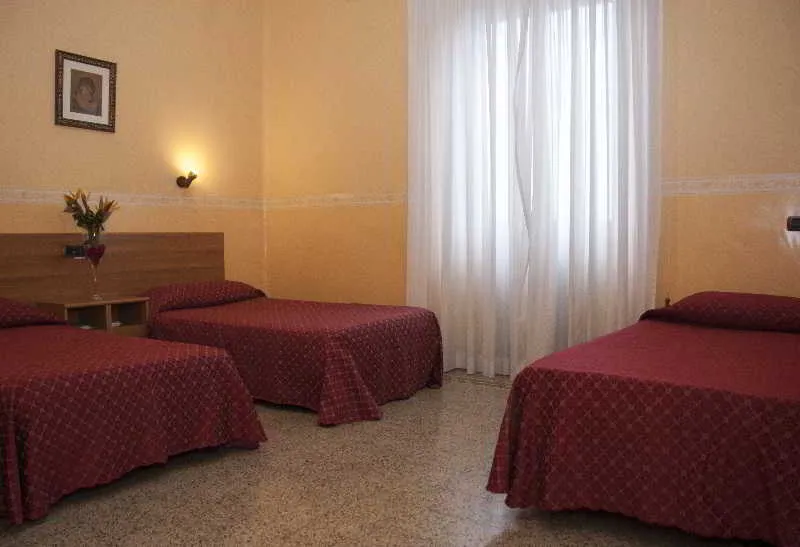Room, Casa La Salle, Rome