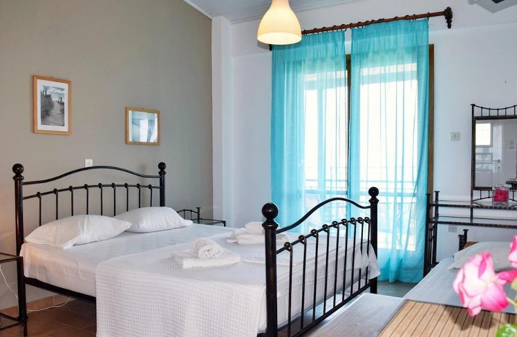 Ostria's House, Kefallinia
