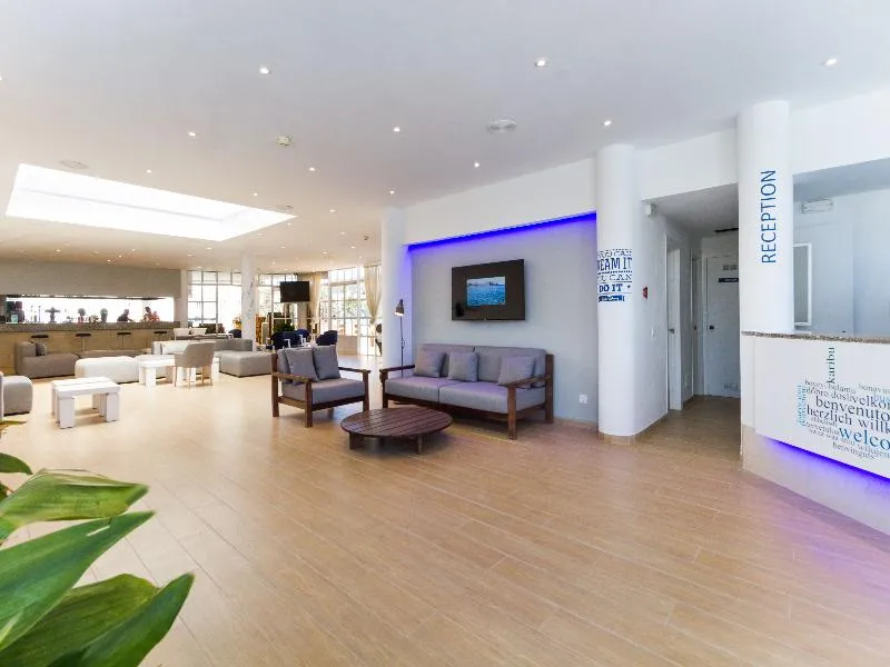 Lobby, Jutlandia, Majorca