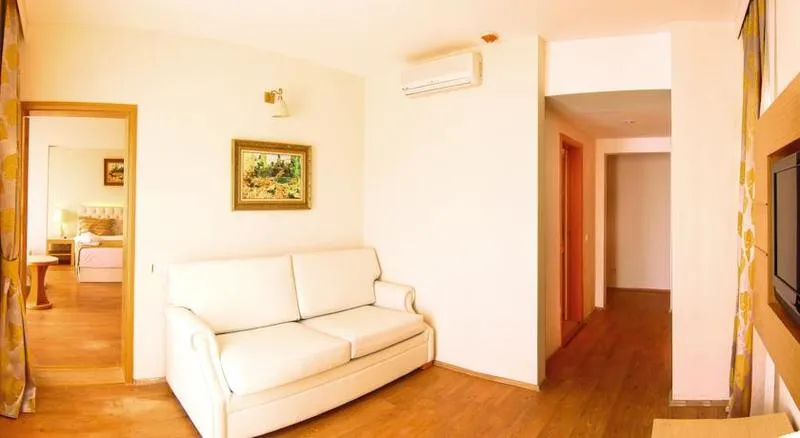 Room, Ladonia Hotels Del Mare Ex Cesars Suites Bodrum, Bodrum