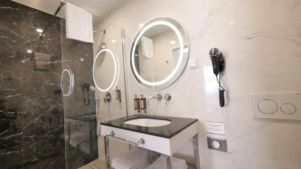 DOUBLE STANDARD Room, Szewska 22 Boutique, Krakow