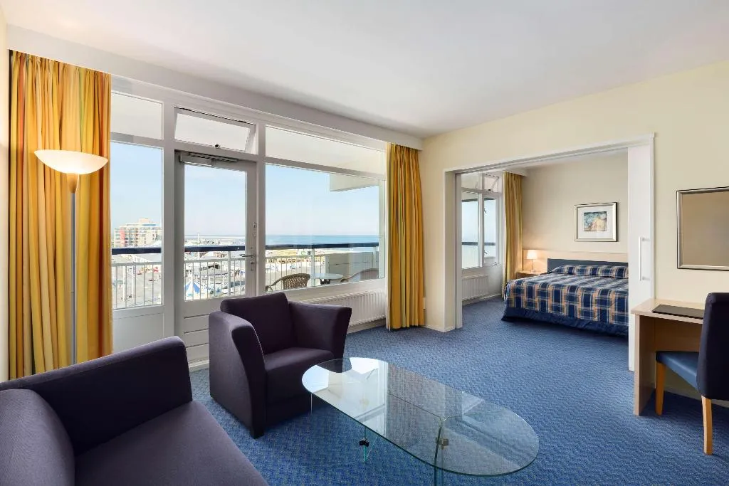 FAMILY ROOM STANDARD Room, Atlantic Den Haag, Amsterdam
