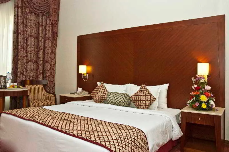 Room, Regent Palace, Dubai
