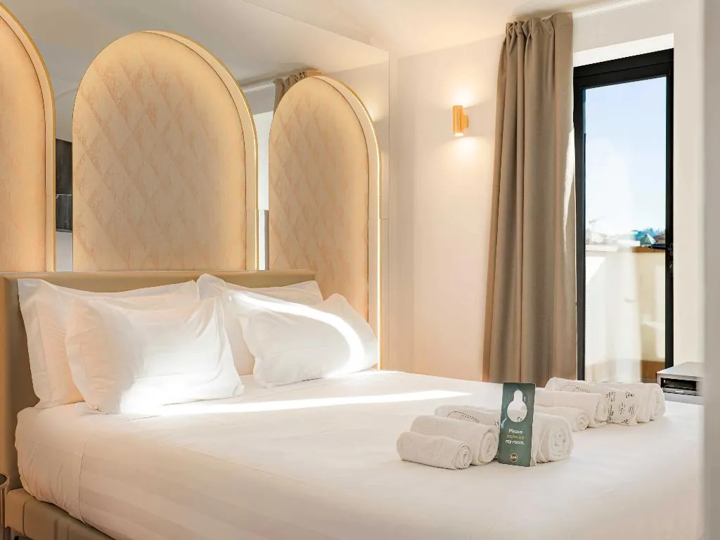 Double or Twin WITH TERRACE Room, B&B Hotel Firenze Laurus Al Duomo, Florence